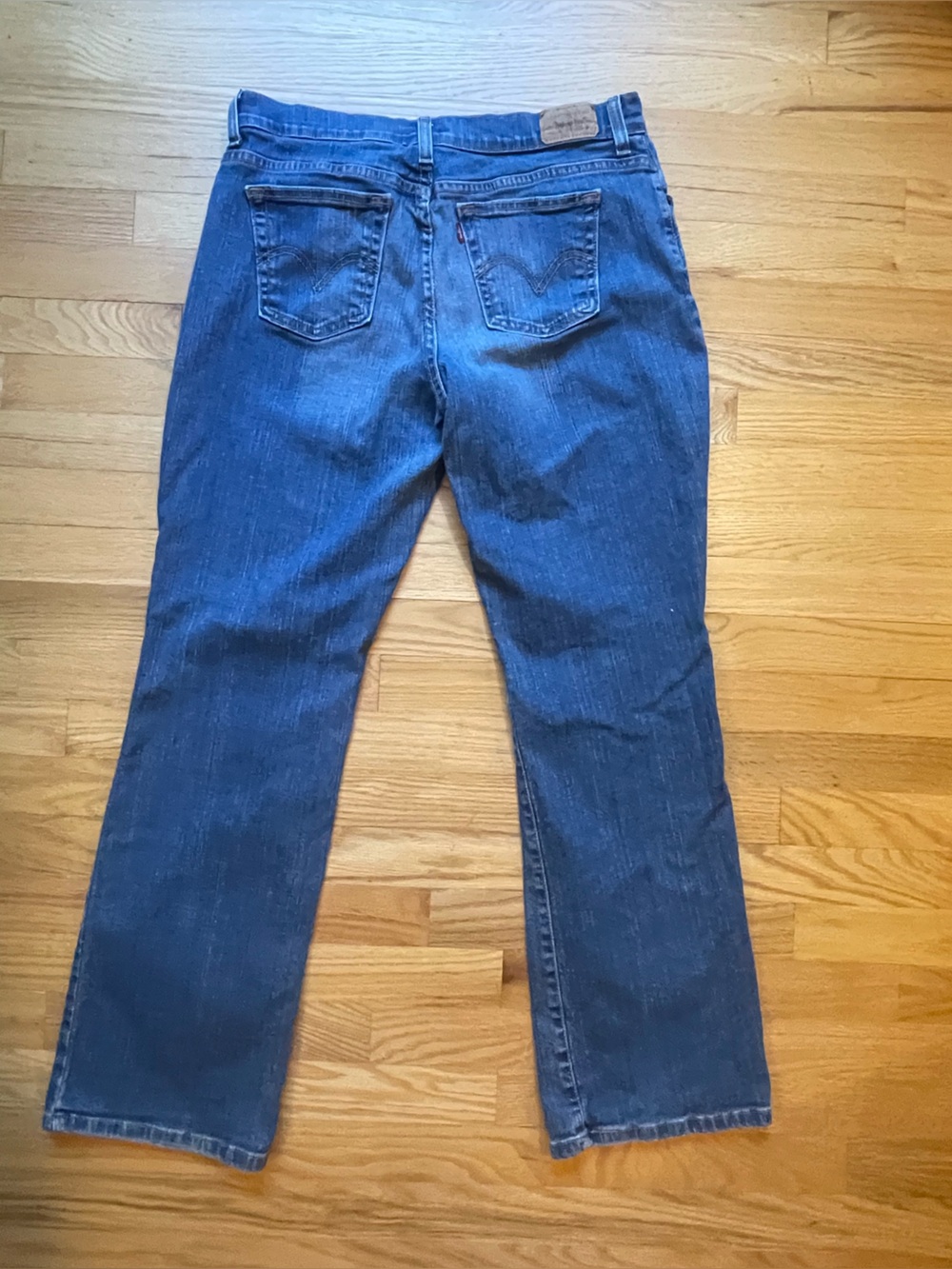 Levi’s 550 Jeans Women’s 12 Medium Relaxed Fit Bootcut Blue Denim - Picture 4 of 8